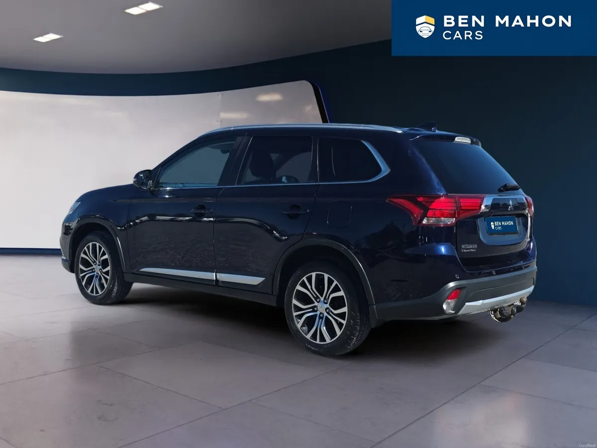 Mitsubishi Outlander 4WD 7 Seater - Image 3