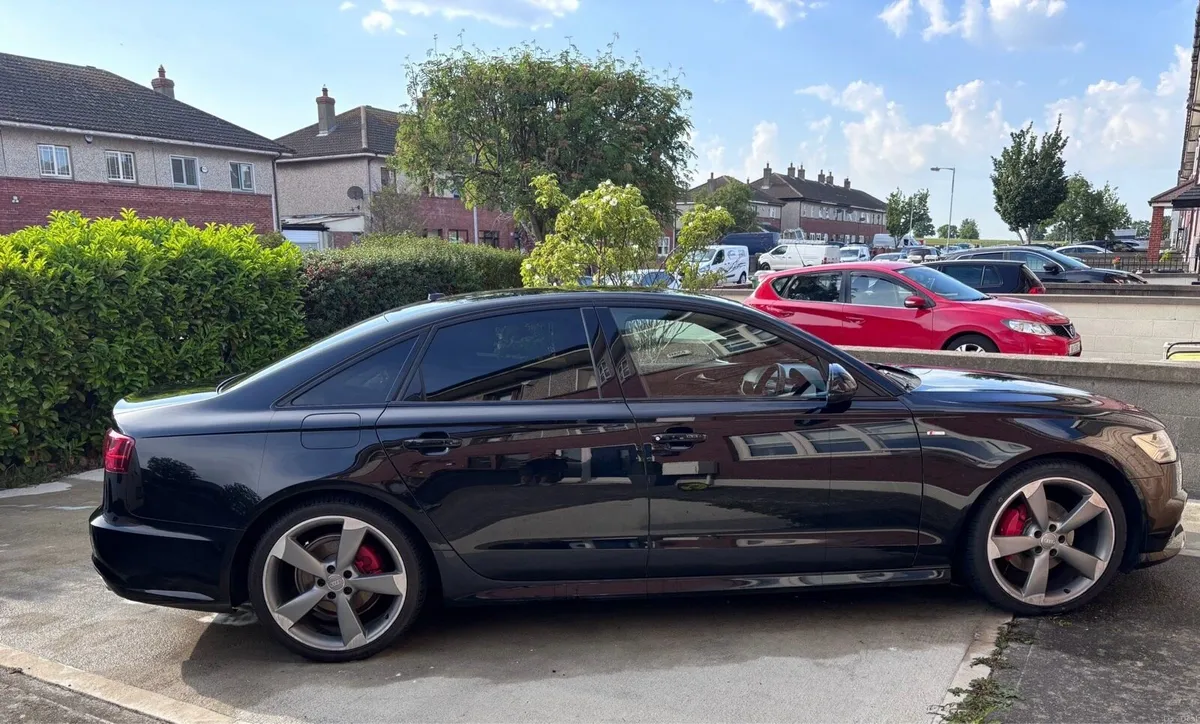 Audi A6 S Line Ultra Black Edition - Image 2
