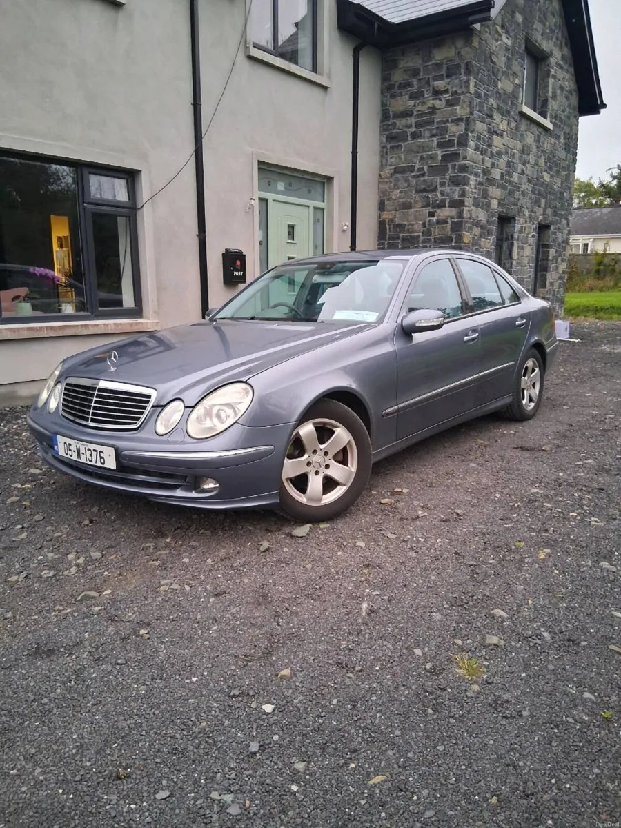 Mercedes e220 - Image 3