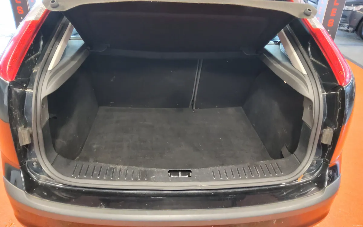 Ford Focus 2008 - Image 4