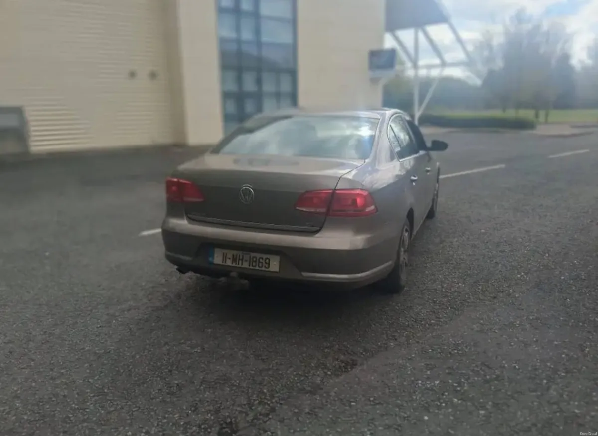 2011 Volkswagen passat NCT&TAX Great condition!! - Image 4