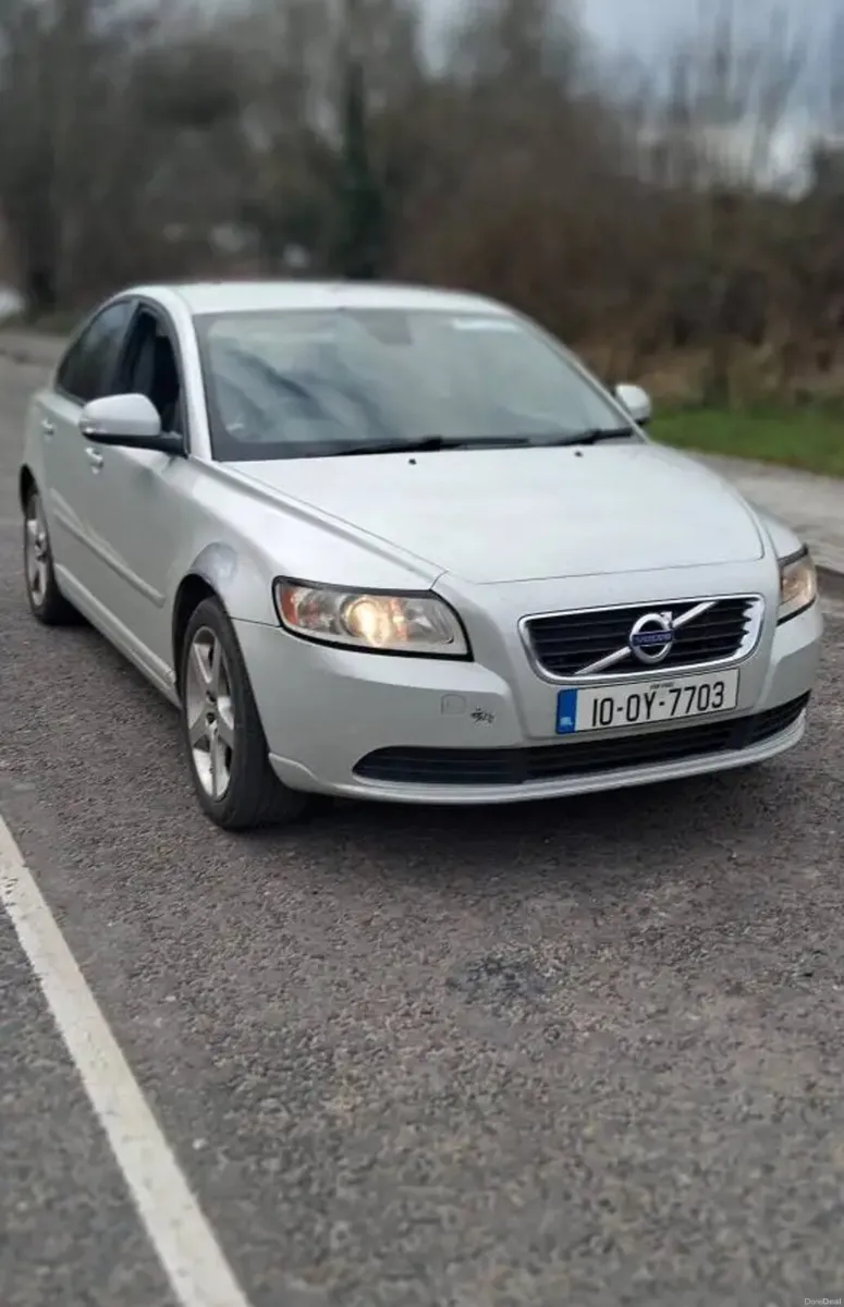 2010 Volvo S40 NCT 05/27 Mint condition!! - Image 3