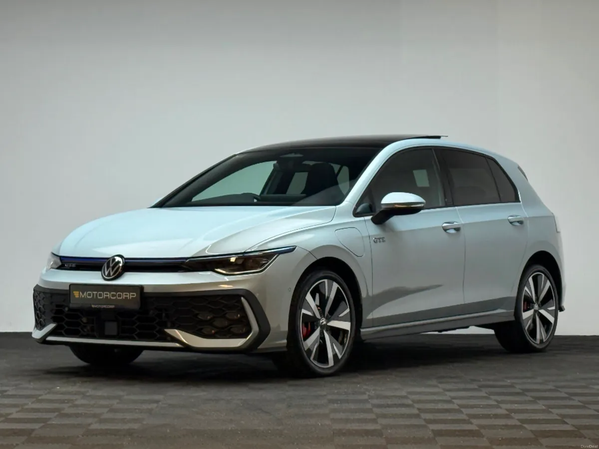 Volkswagen Golf GTE 1.5 PHEV 272HP DSG - Image 3