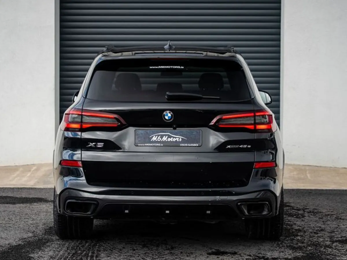 BMW X5 XDRIVE45E M SPORT **PRO PACK** - Image 4
