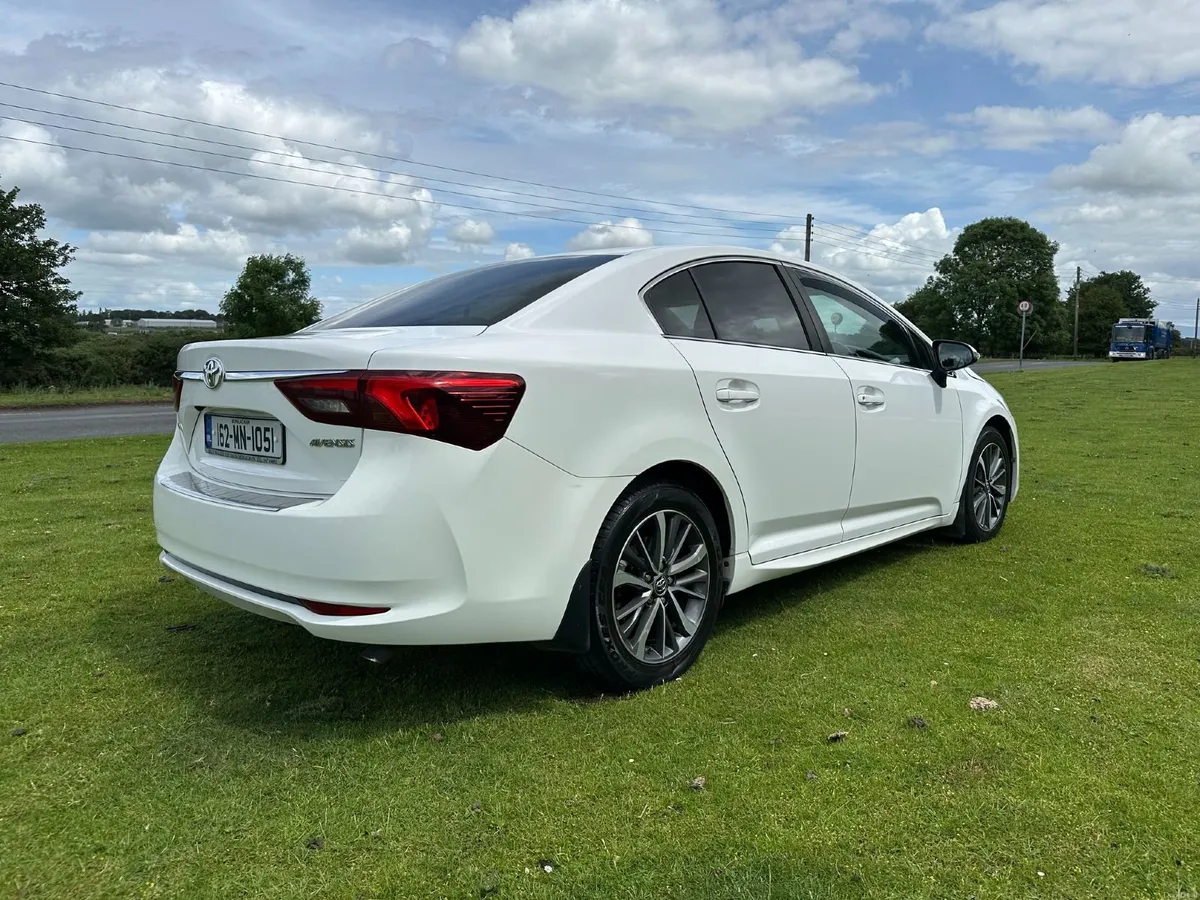 162 Toyota Avensis 2.0L Diesel - Image 4