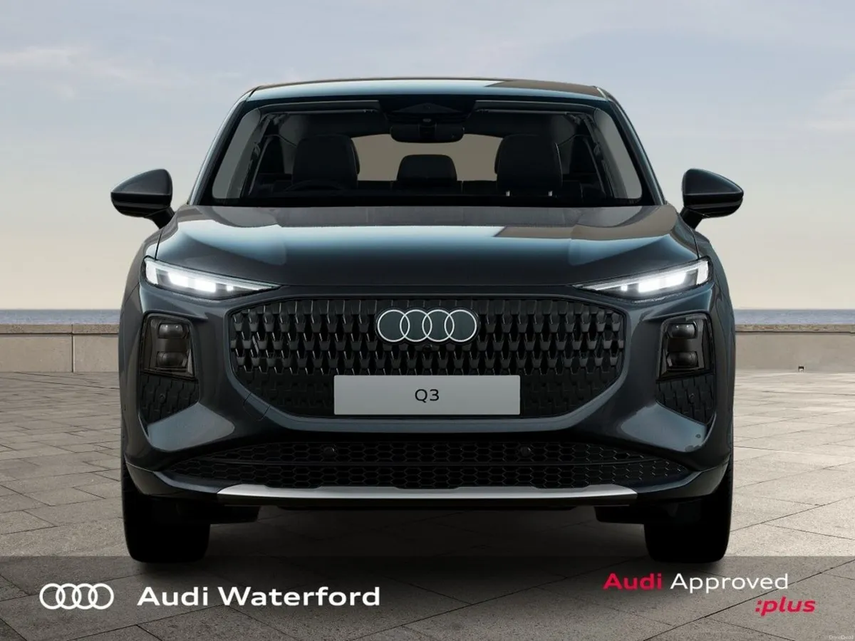 Audi Q3 2.0TDI 150 SE - Image 2