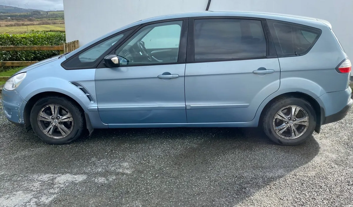 Ford S-Max 2010 - Image 3