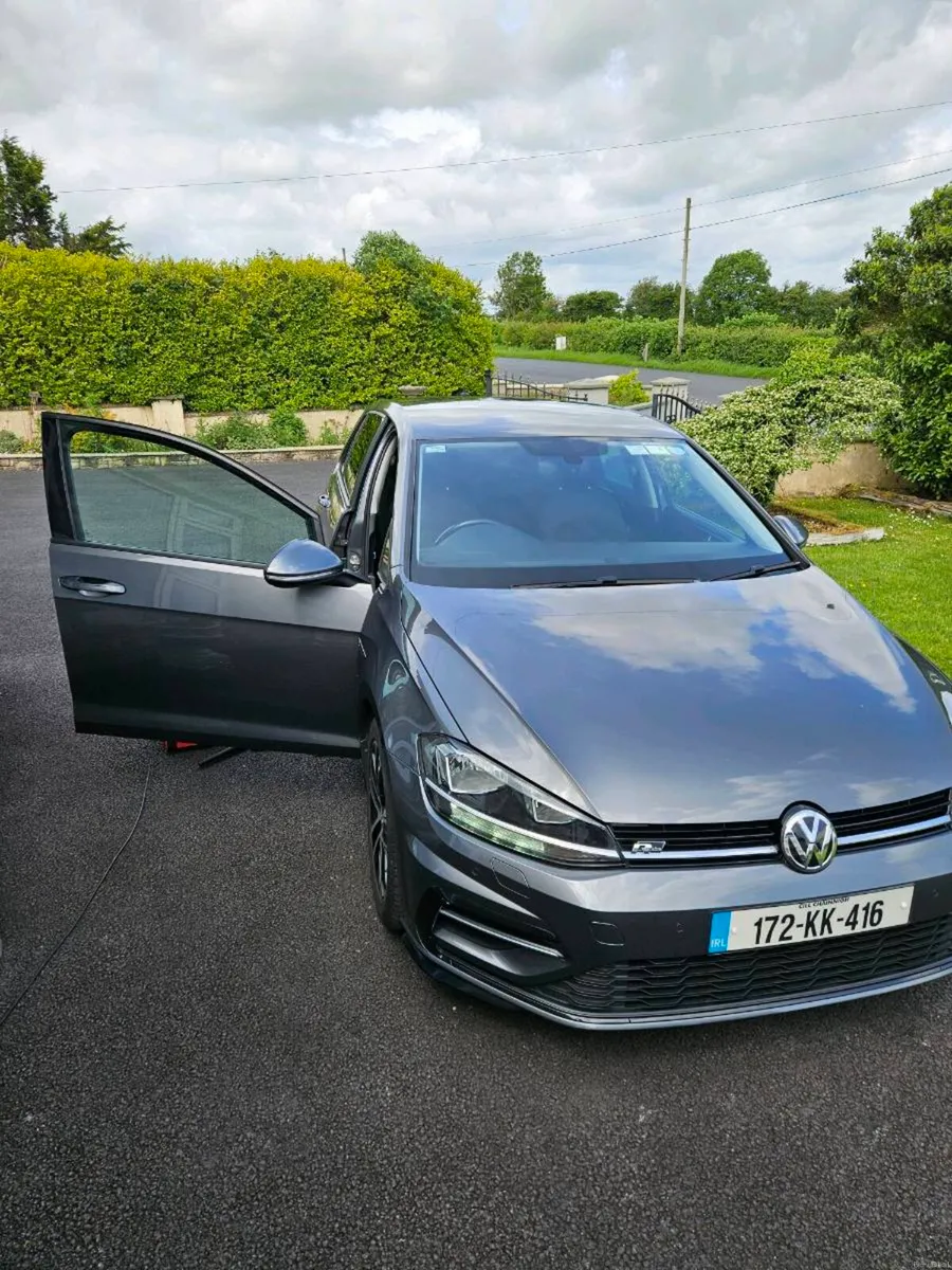 Volkswagen Golf R-Line 1.6 TDI - Image 4