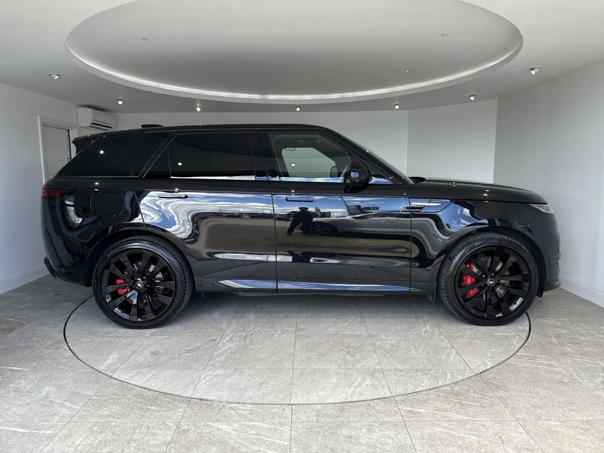 2023 Land Rover RANGE ROVER SPORT - Image 4
