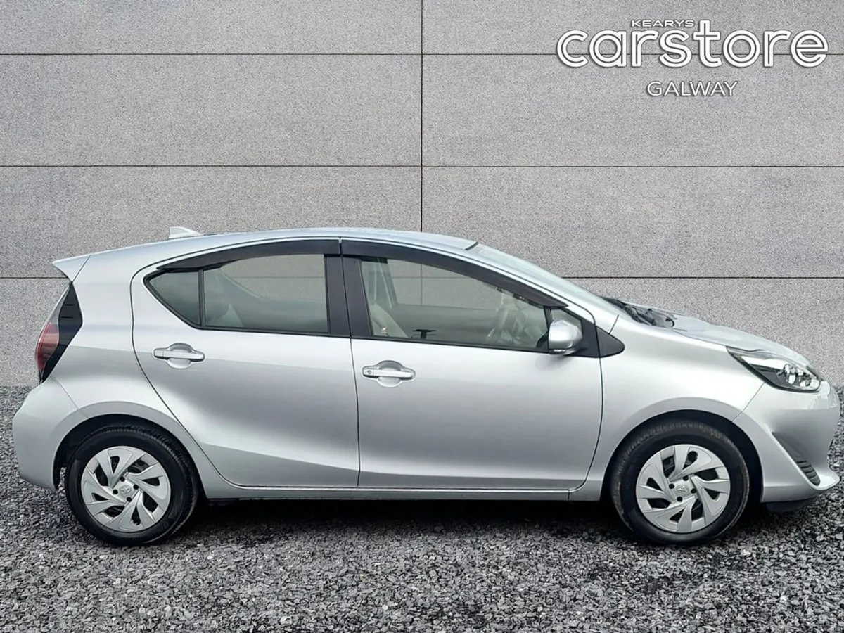 Toyota Aqua 1.5 Hybrid L - Image 2
