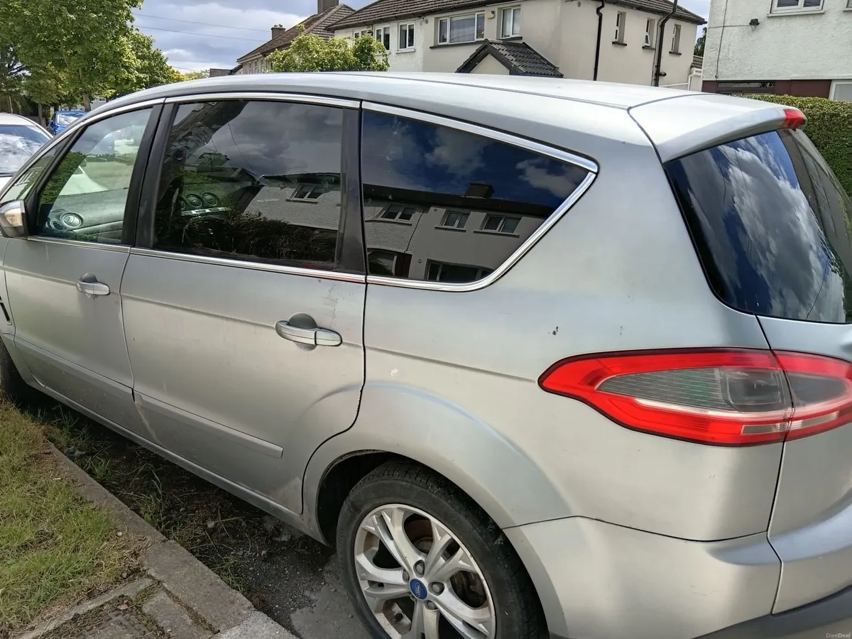 Ford S-Max 2012 - Image 1