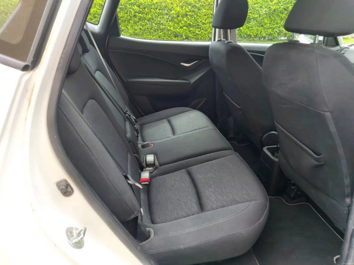 Hyundai ix20 2017 - Image 5
