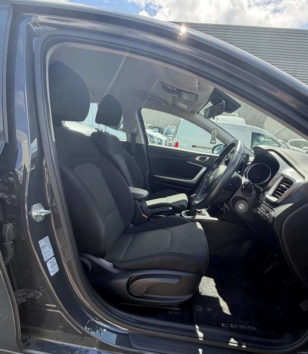 2023 Kia Ceed MHEV 1.6 Diesel - Image 4