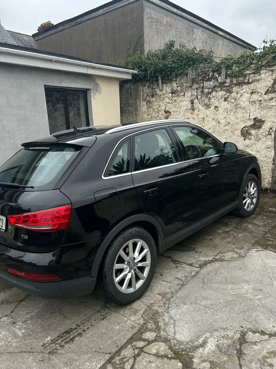 Audi Q3 - Image 3