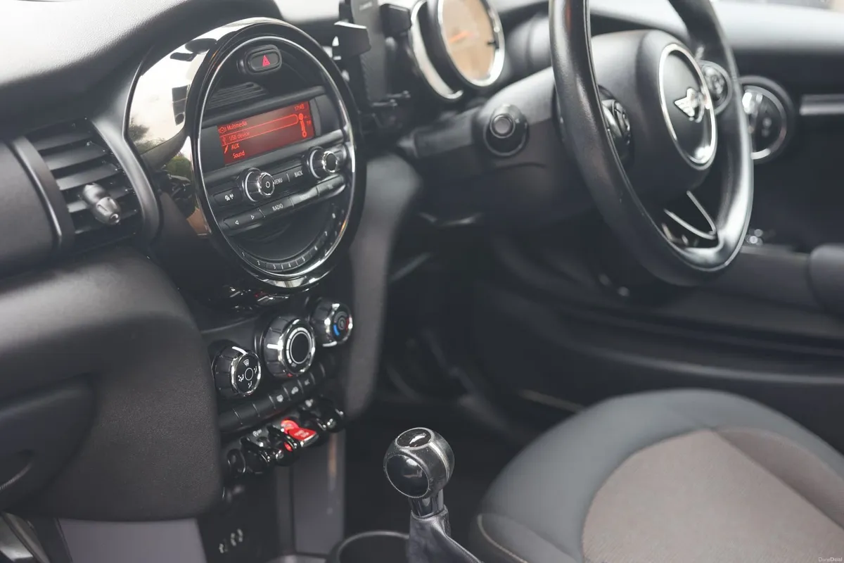 Mini One 2015 - Image 2