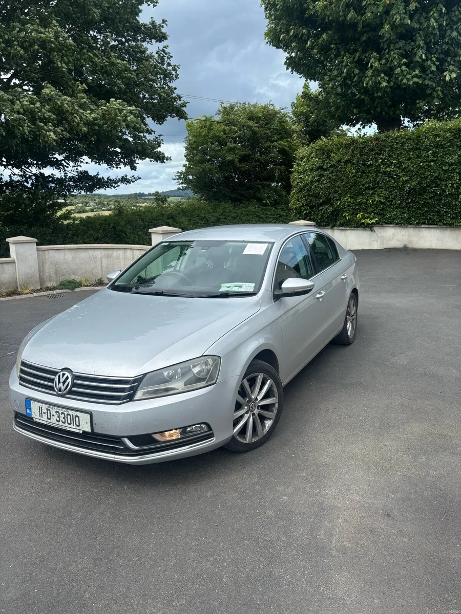 Volkswagen Passat 1.6 tdi 2011 - Image 1