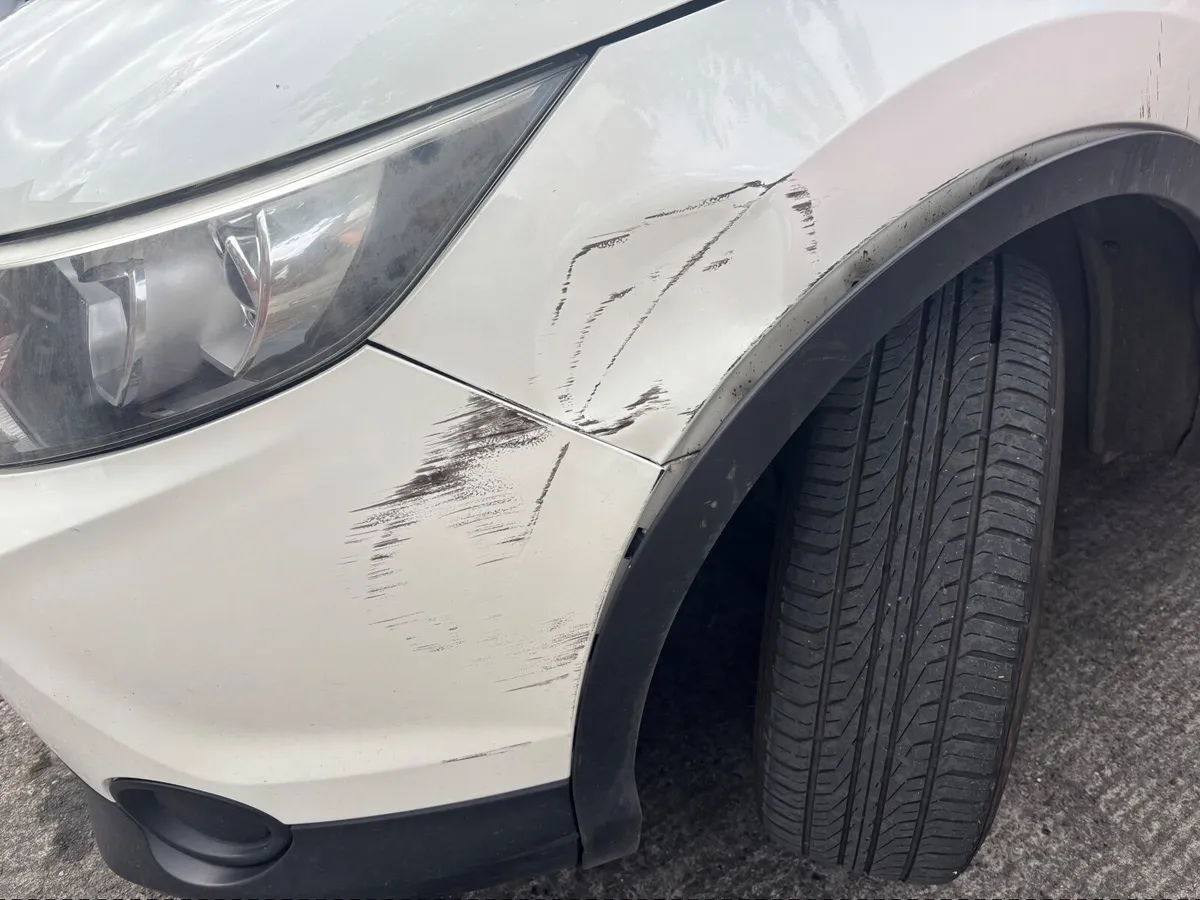 Nissan Qashqai 2014 - Image 2