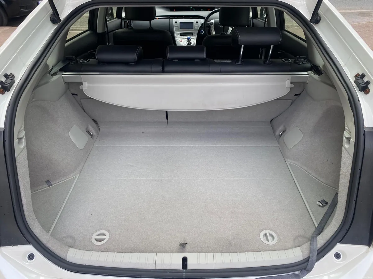 Toyota Prius 2014 - Image 3