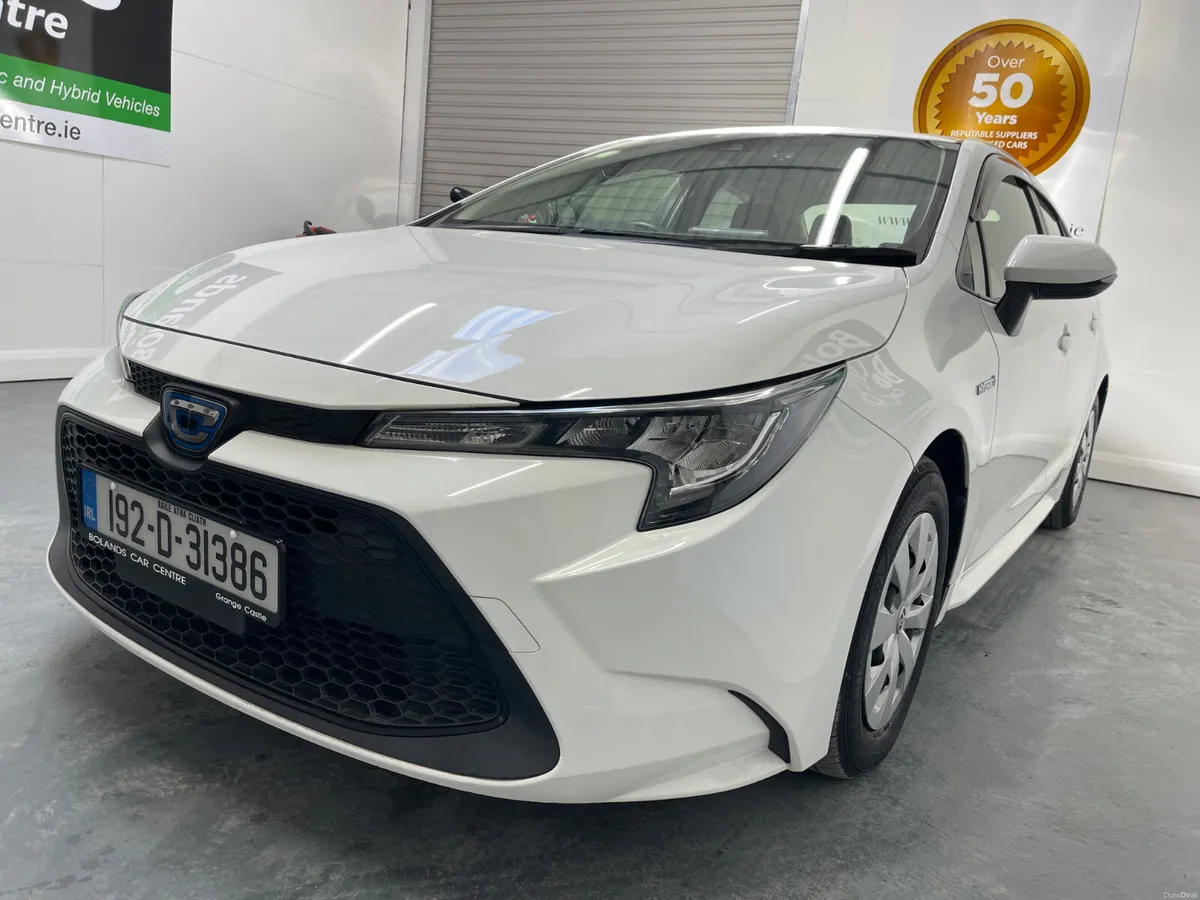 192 Toyota Corolla Hybrid 1.8 Automatic 4dr Model - Image 4