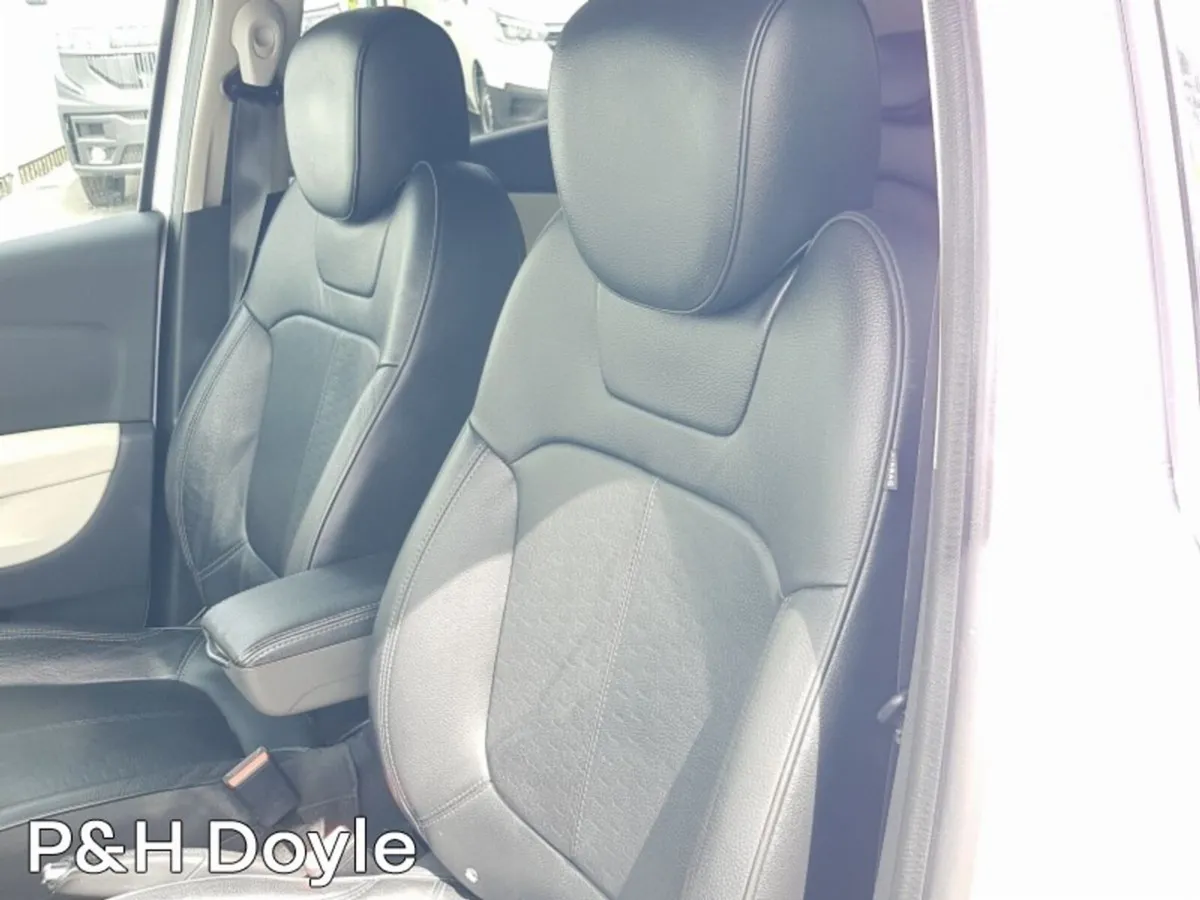 Renault Captur SIGNATURE X NAV - Image 4