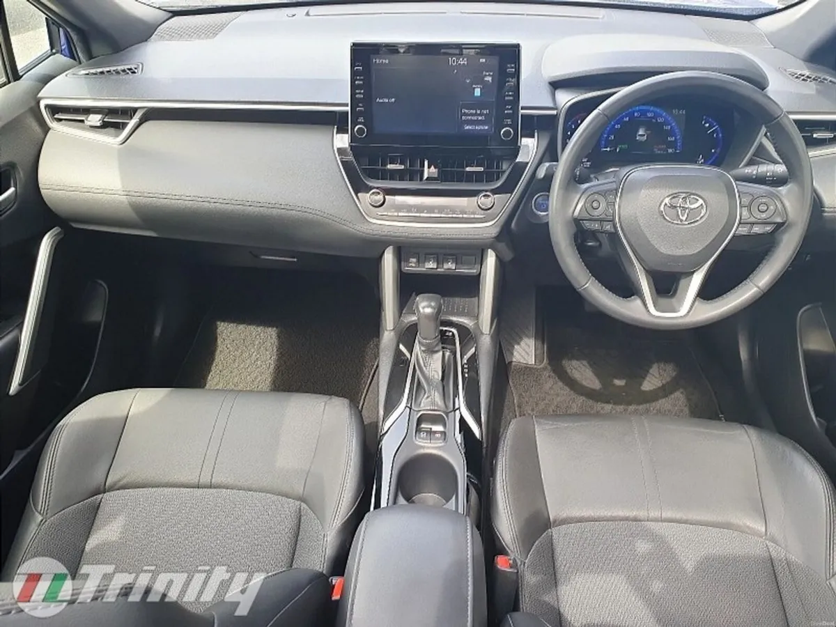 Toyota Corolla Cross ** COROLLA CROSS HYBRID ** HU - Image 2