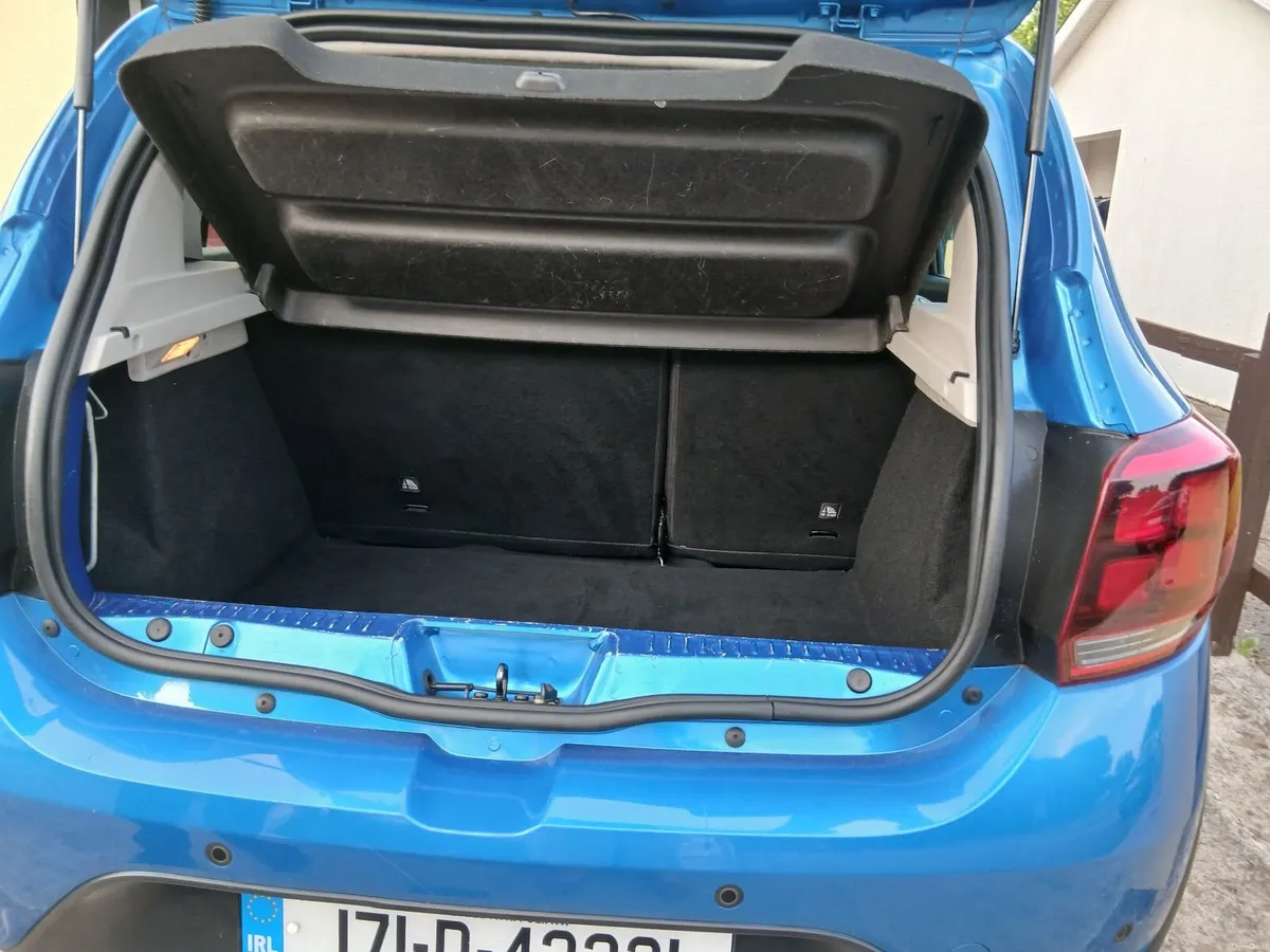 Dacia Sandero Stepway 2017 - Image 2