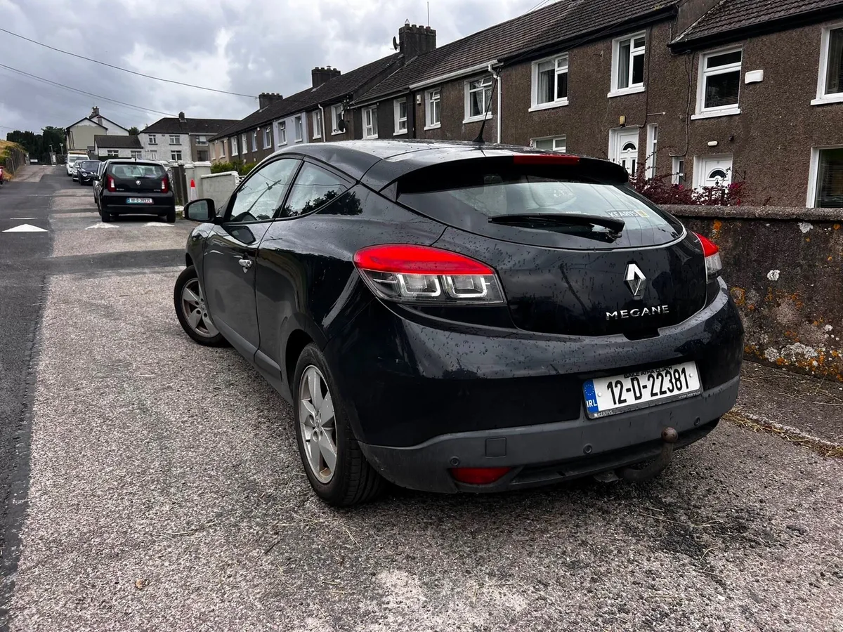 Car - Image 3