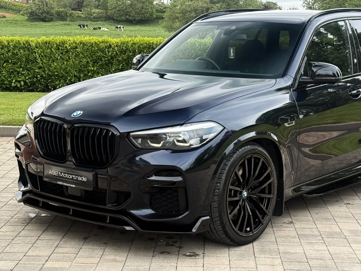 2022 BMW X5 45e xDrive M Sport Pro - Image 3