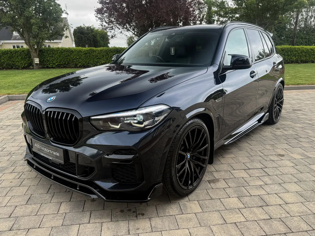 2022 BMW X5 45e xDrive M Sport Pro - Image 4
