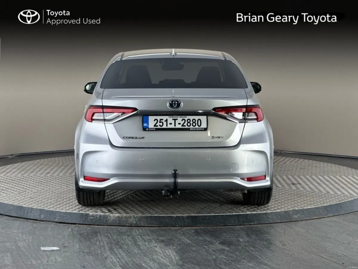 Toyota Corolla HYBRID SOL SALOON - Image 4