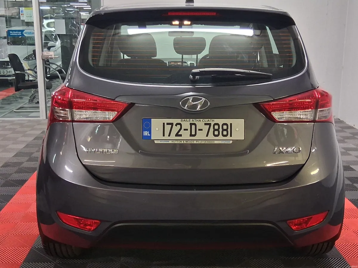 2017 Hyundai ix20 DELUXE ONLY 72KLMS - Image 4