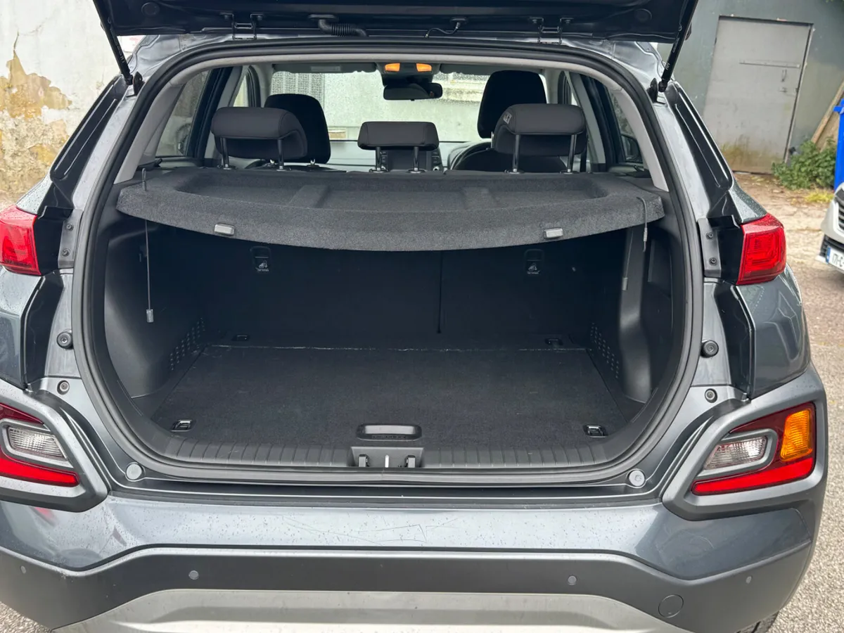 Hyundai Kona Executive - Image 6