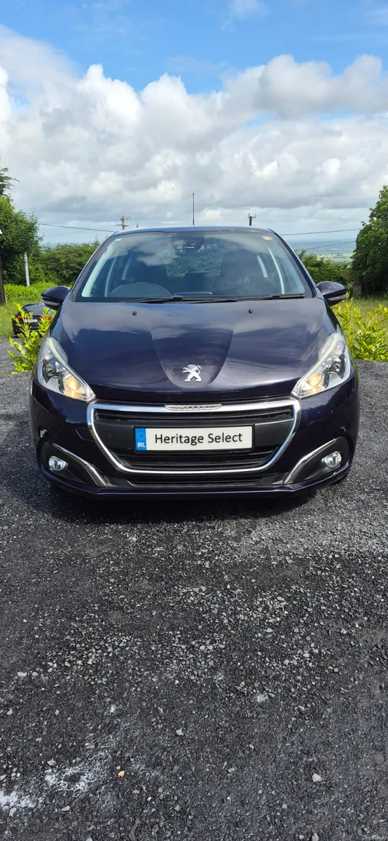PEUGEOT 208 PURETECH TURBO AUTOMATIC 2017 - Image 3
