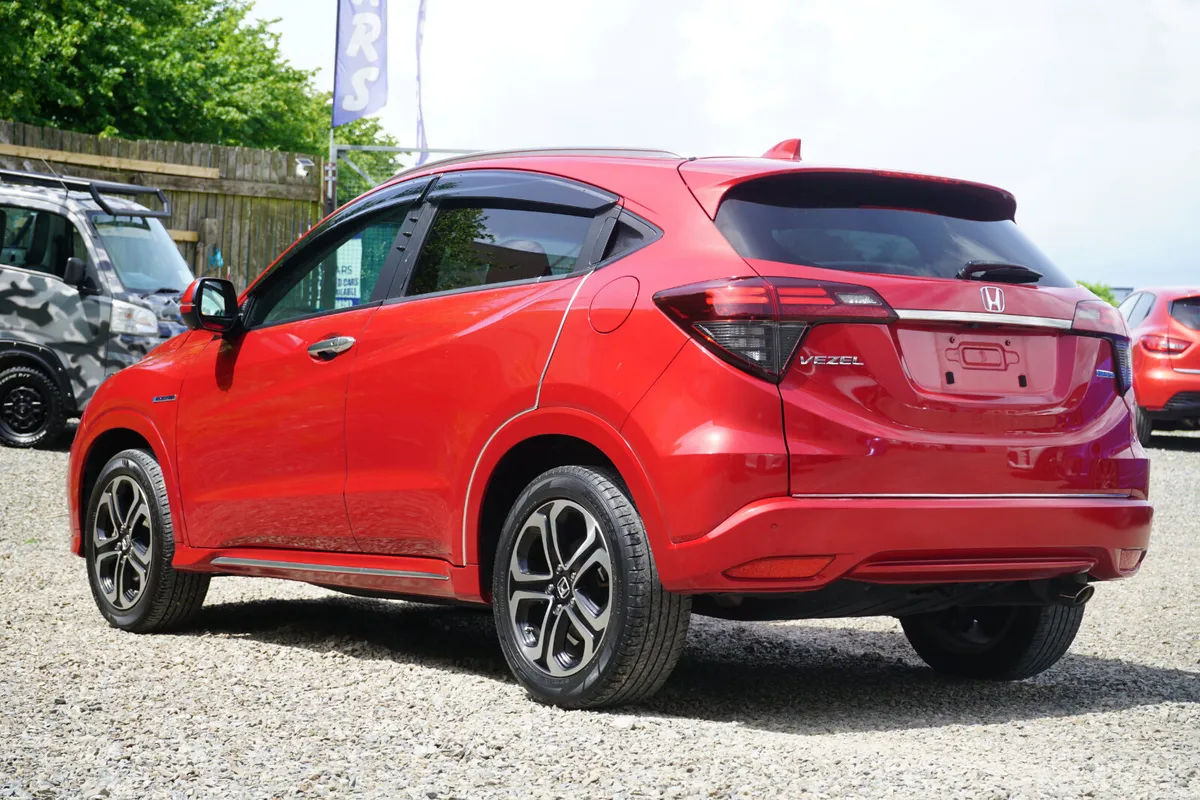 2020 Honda Vezel Hybrid Automatic - Image 4