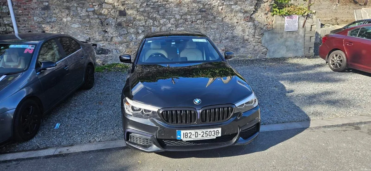 BMW 520d M-SPORT Automatic - Image 3