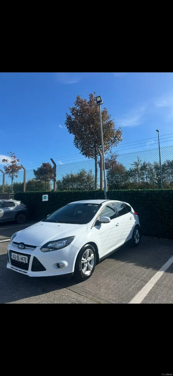 Ford Focus 2014 - Image 2