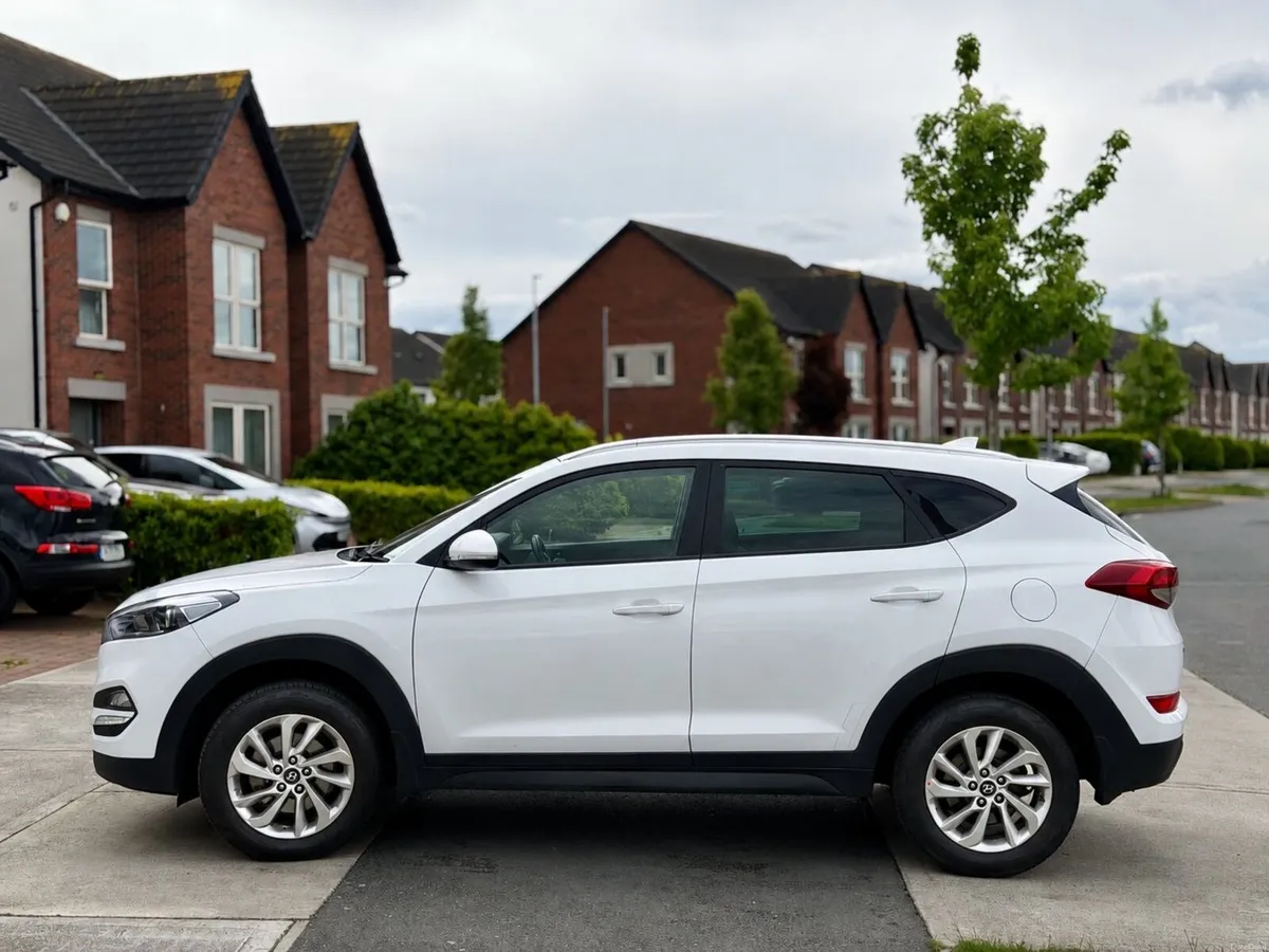 Hyundai Tuscon - Image 4