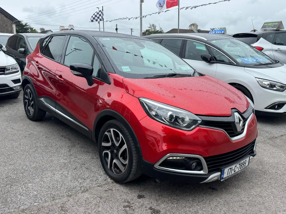 Renault Captur Signature very high spec - Image 2