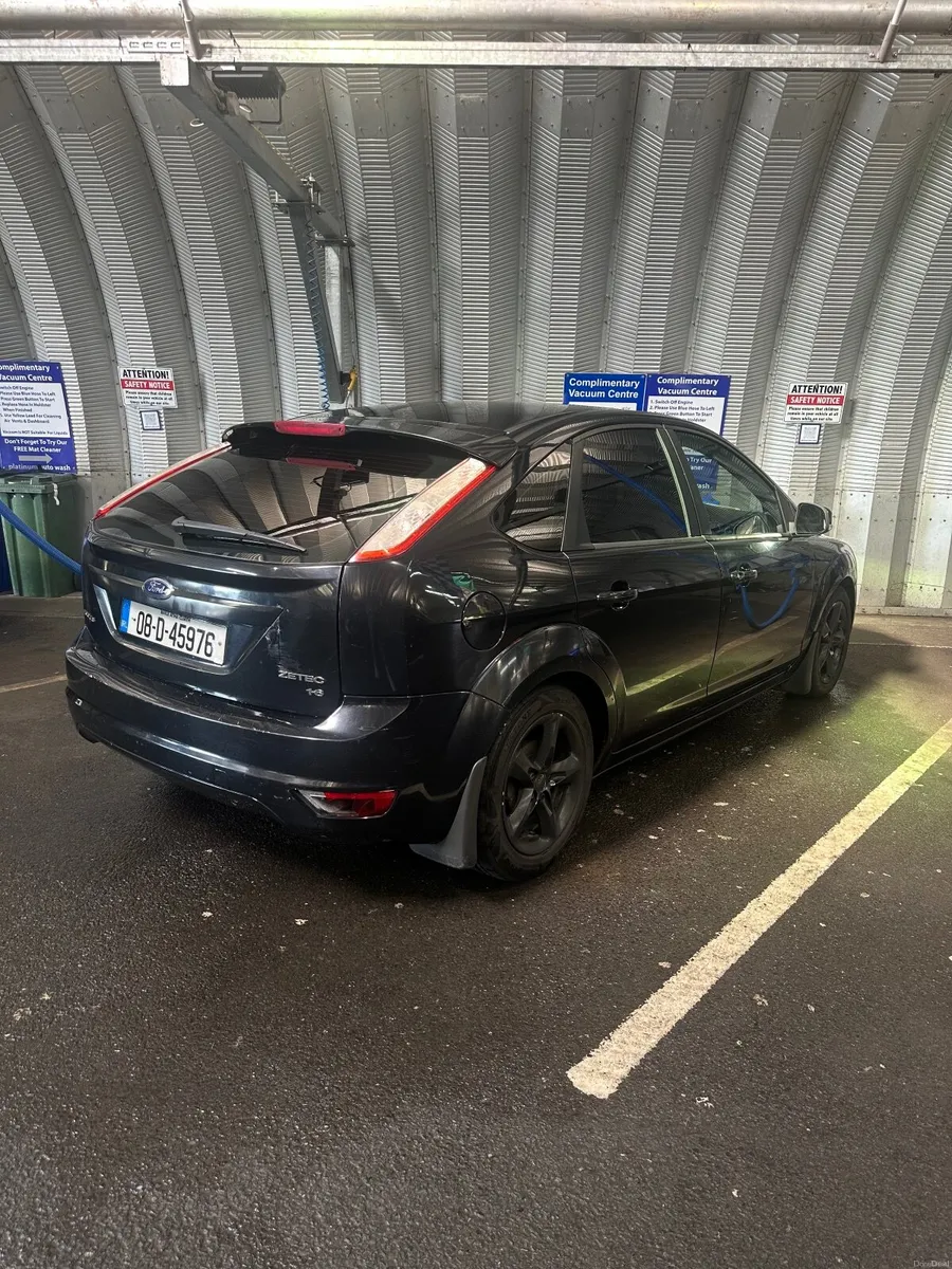 Ford Focus 2008 - Image 2