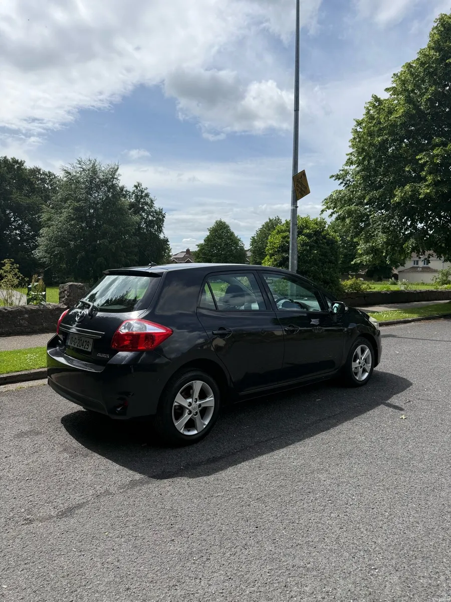 TOYOTA AURIS 1.3 VVTI PETROL  NCT 05/27 TAX 08/26 - Image 4