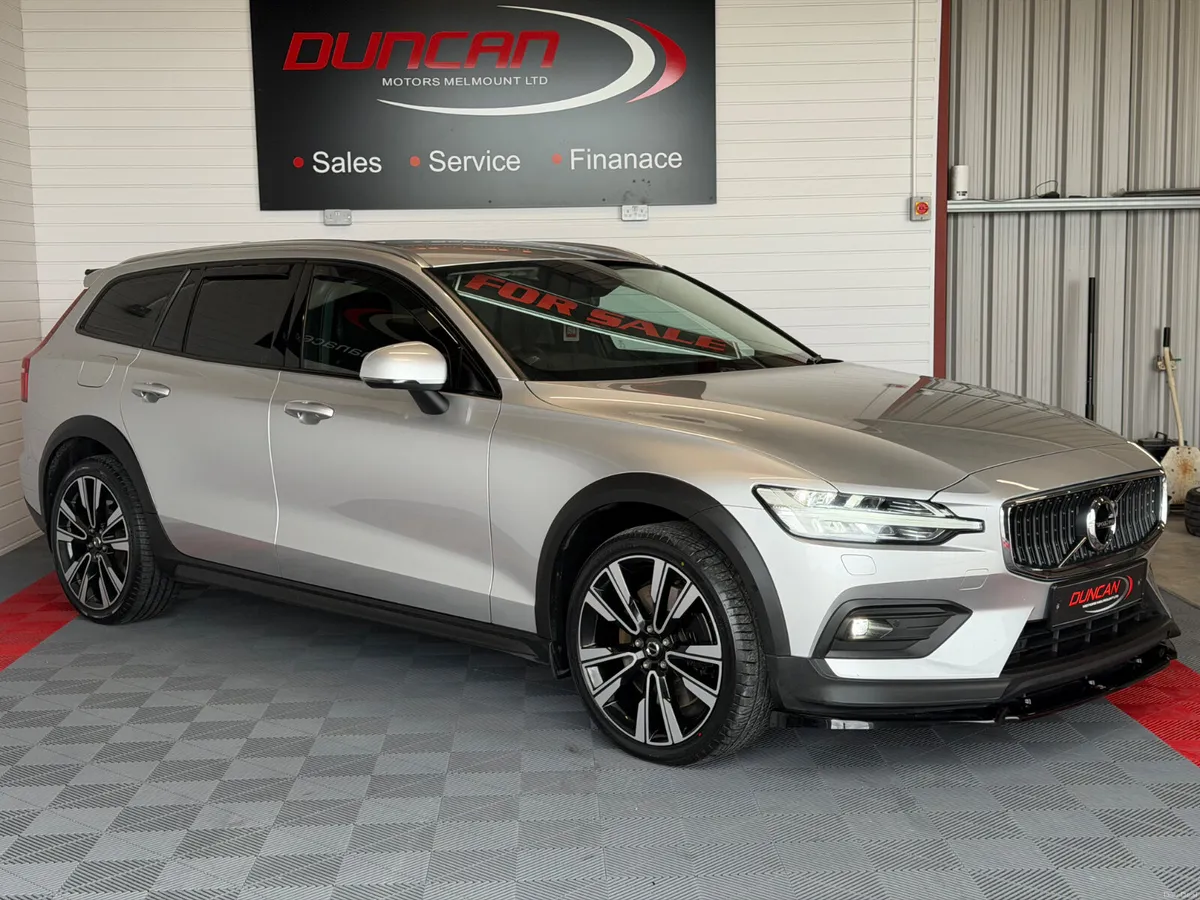 Volvo V60 2019 vrt included in price ! - Image 3