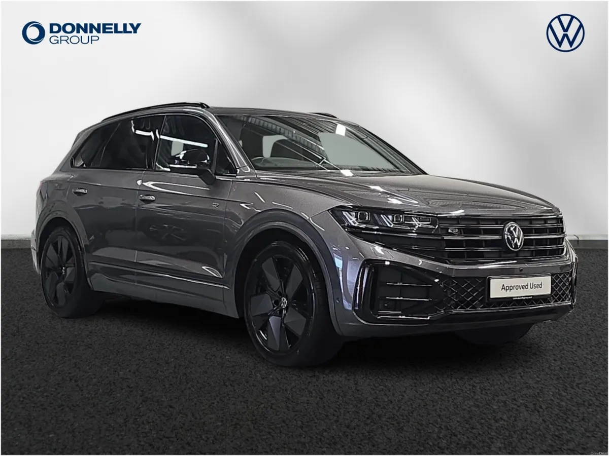 Volkswagen Touareg Diesel Estate Black Edition - Image 1