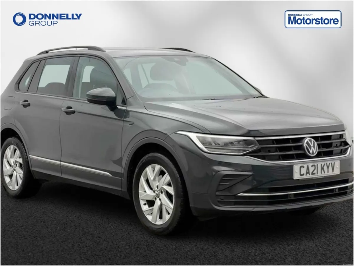 Volkswagen Tiguan Estate Life - Image 1