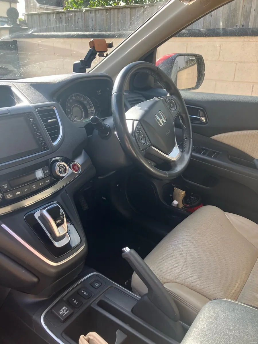 Honda CRV Diesel AWD automatic - Image 4