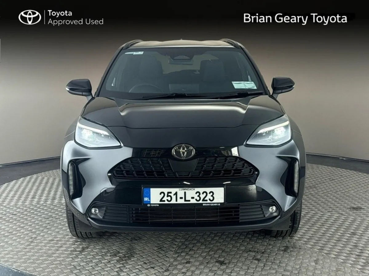 Toyota Yaris Cross HYBRID LUNA SPORT - Image 5