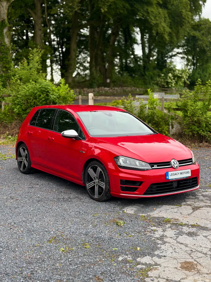 Volkswagen Golf R | 2017 | 13,000 KM | 4MOTION AWD - Image 1