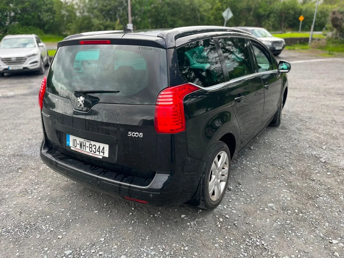 10 PEUGEOT NCT 3/27 7 SEATS - Image 4