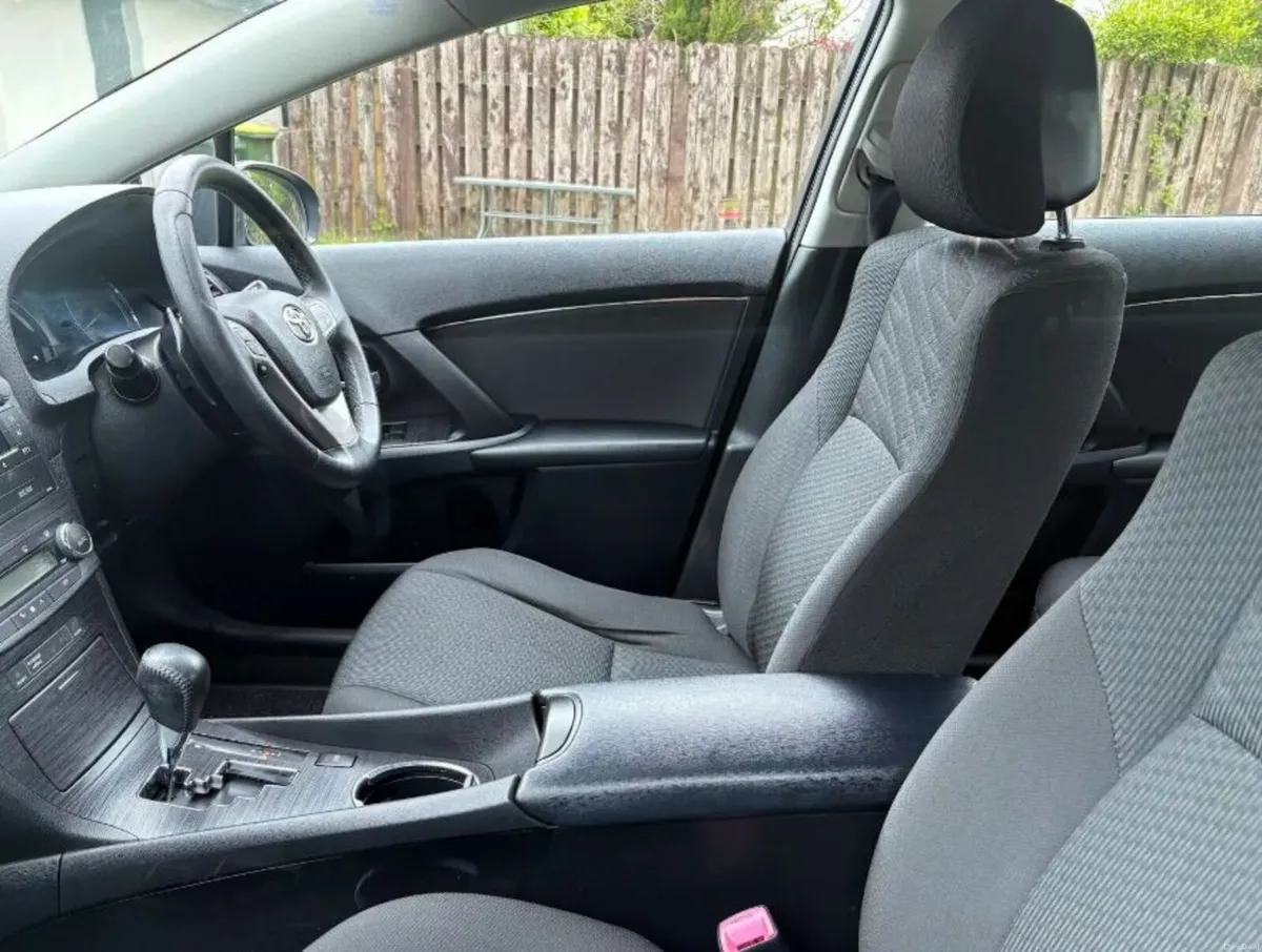 Toyota Avensis - Automatic - Spotless Car - Image 2