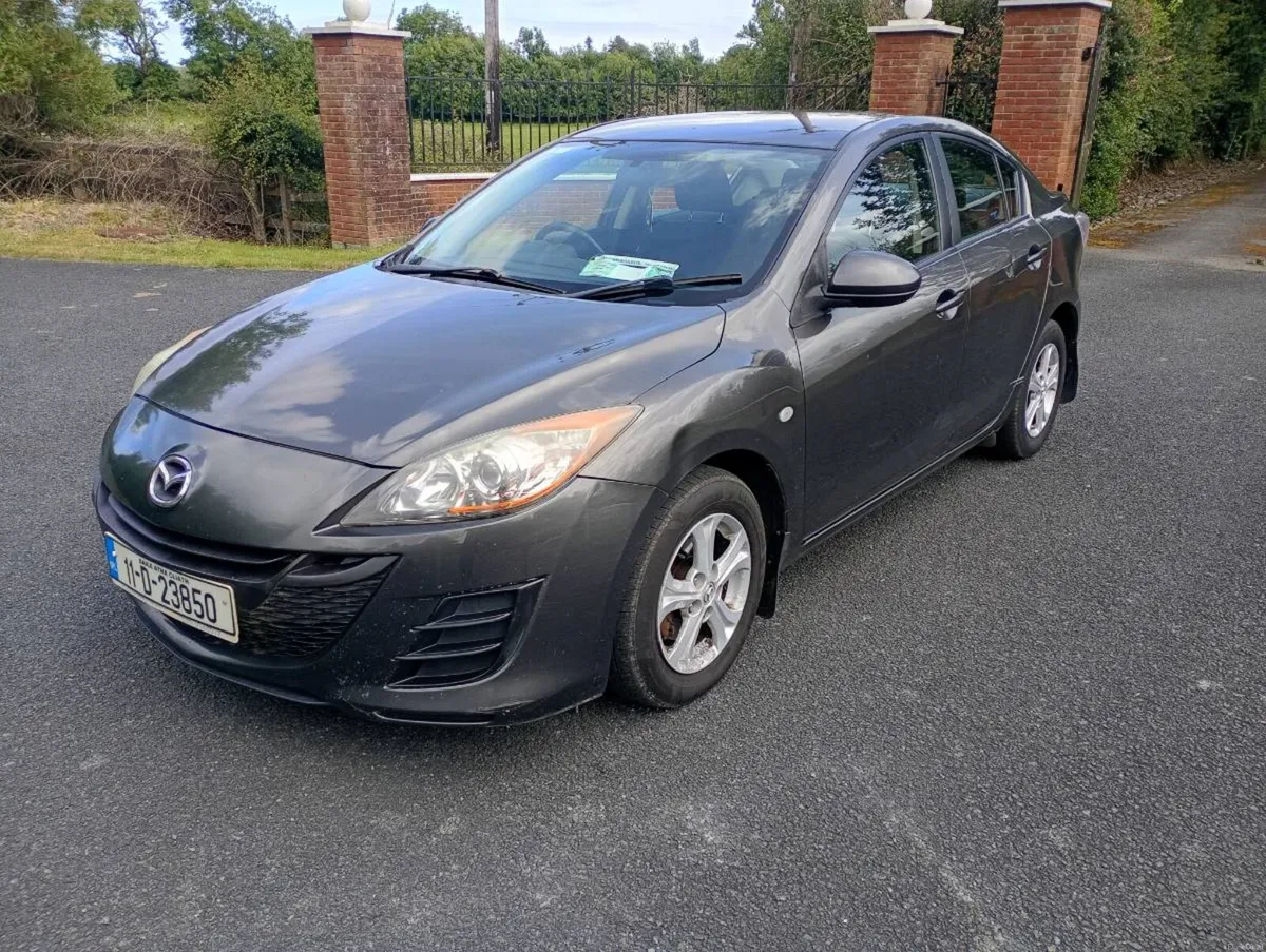 Mazda 3 - Image 2