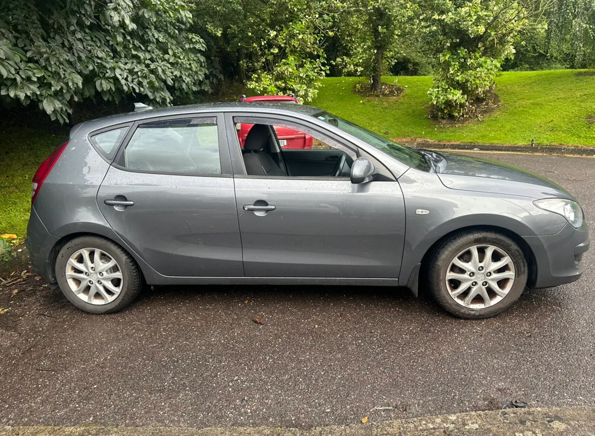 Hyundai I30 Low Mileage - Image 3